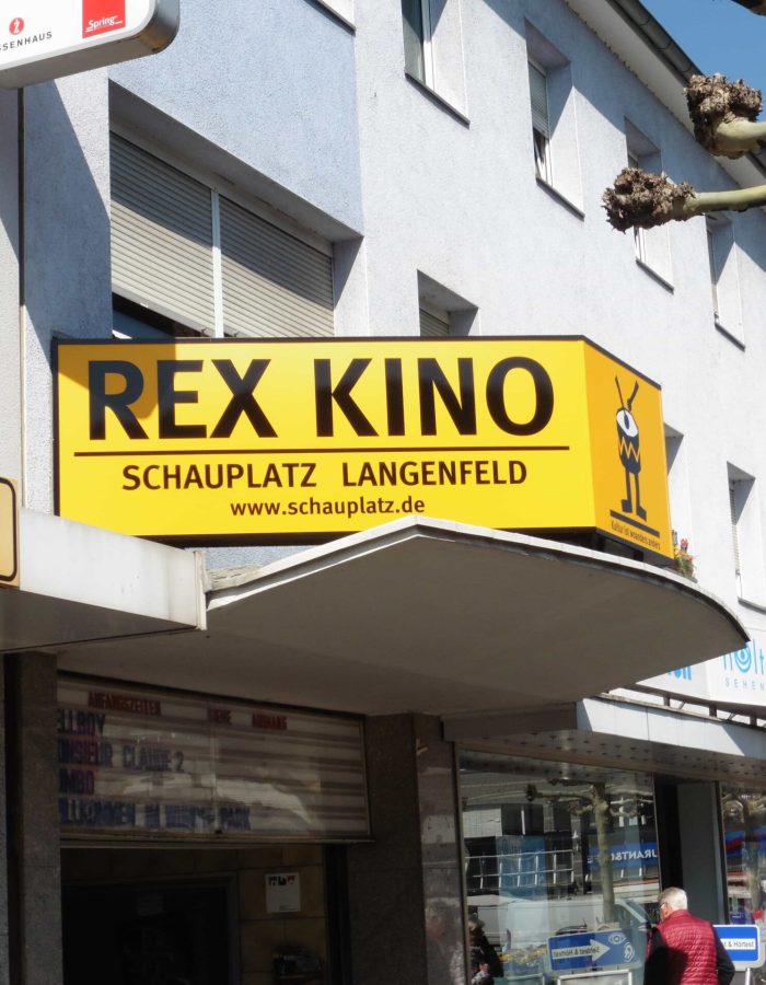 CW Werbetechnik Außenbeschriftun Rex Kino